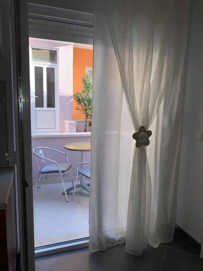 Niko Apartment Baška Voda Екстериор снимка