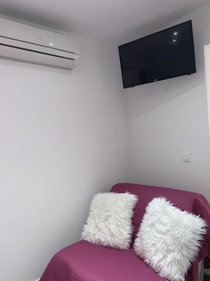 Niko Apartment Baška Voda Екстериор снимка
