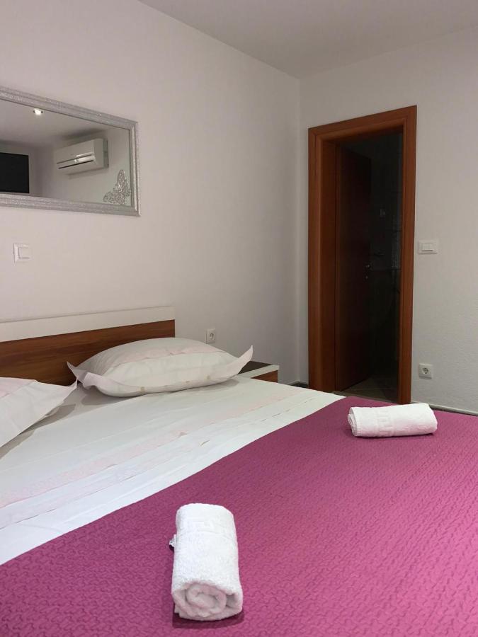 Niko Apartment Baška Voda Екстериор снимка